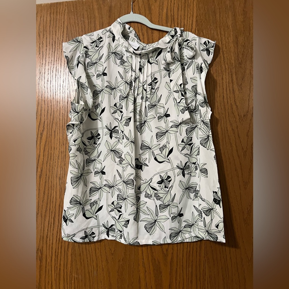 Floral top